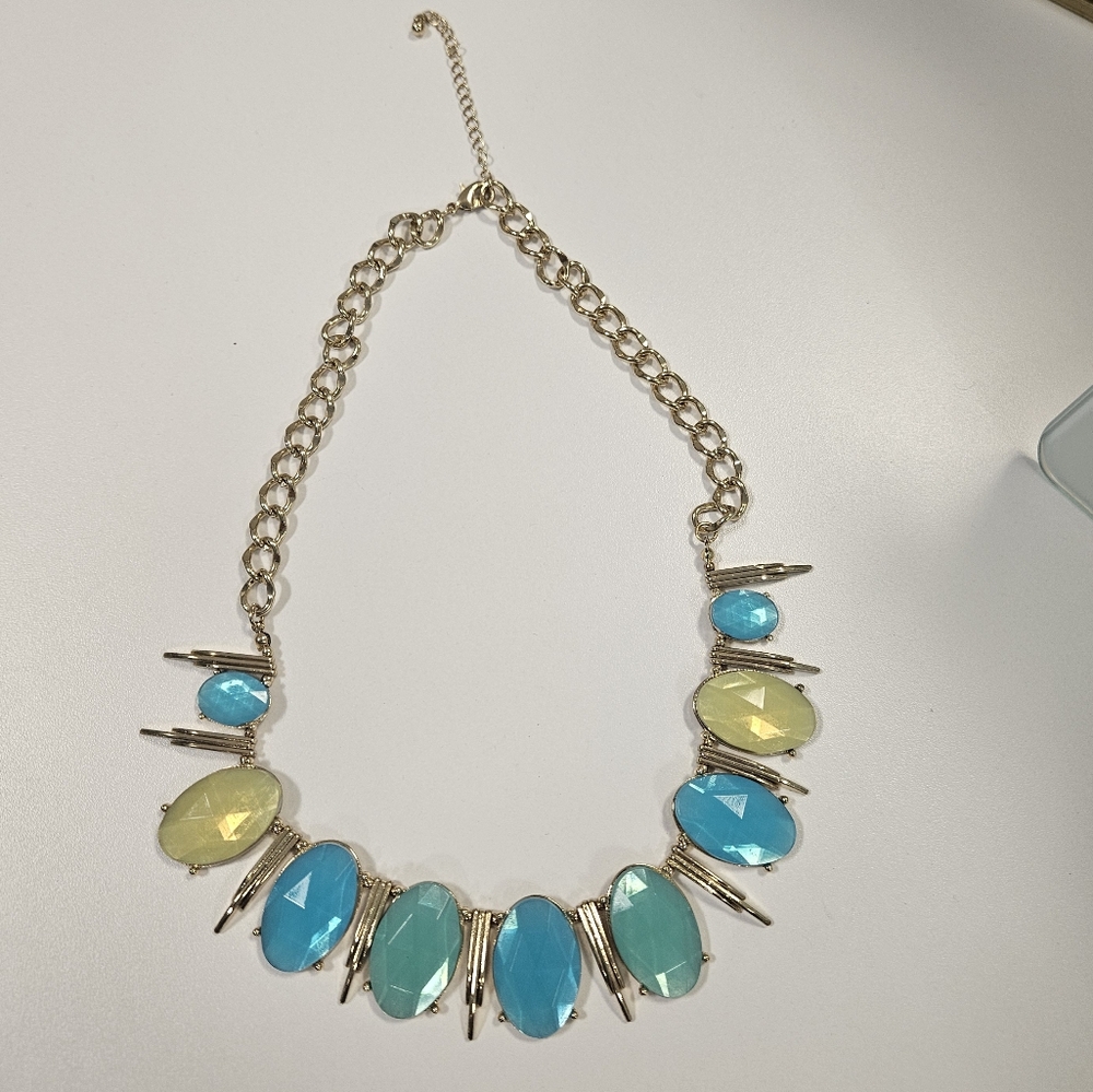 Elegant Gold and Blue Statement Necklace